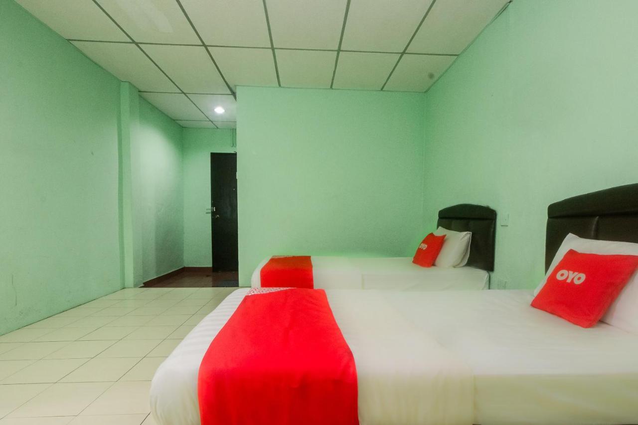Oyo 90124 Payang Puri Baru Hotel Sarikei Exterior photo