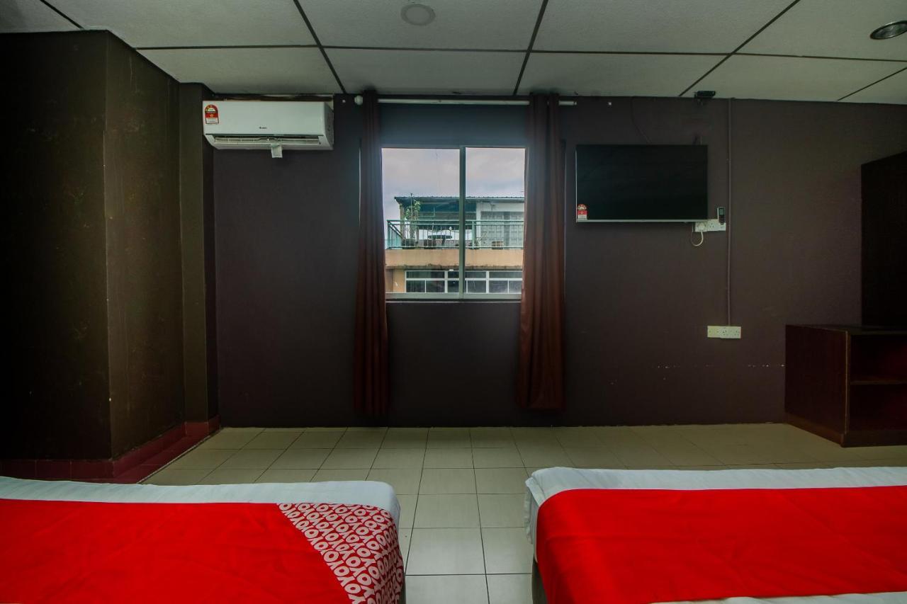 Oyo 90124 Payang Puri Baru Hotel Sarikei Exterior photo